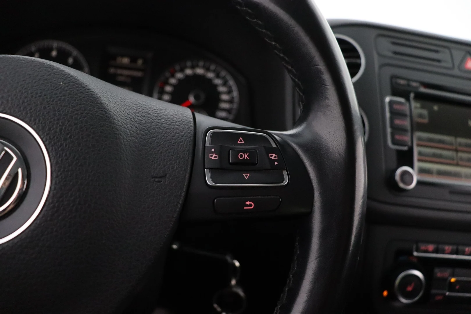 Car Image - 2HZKan1MwL33p7TlBYEJM7