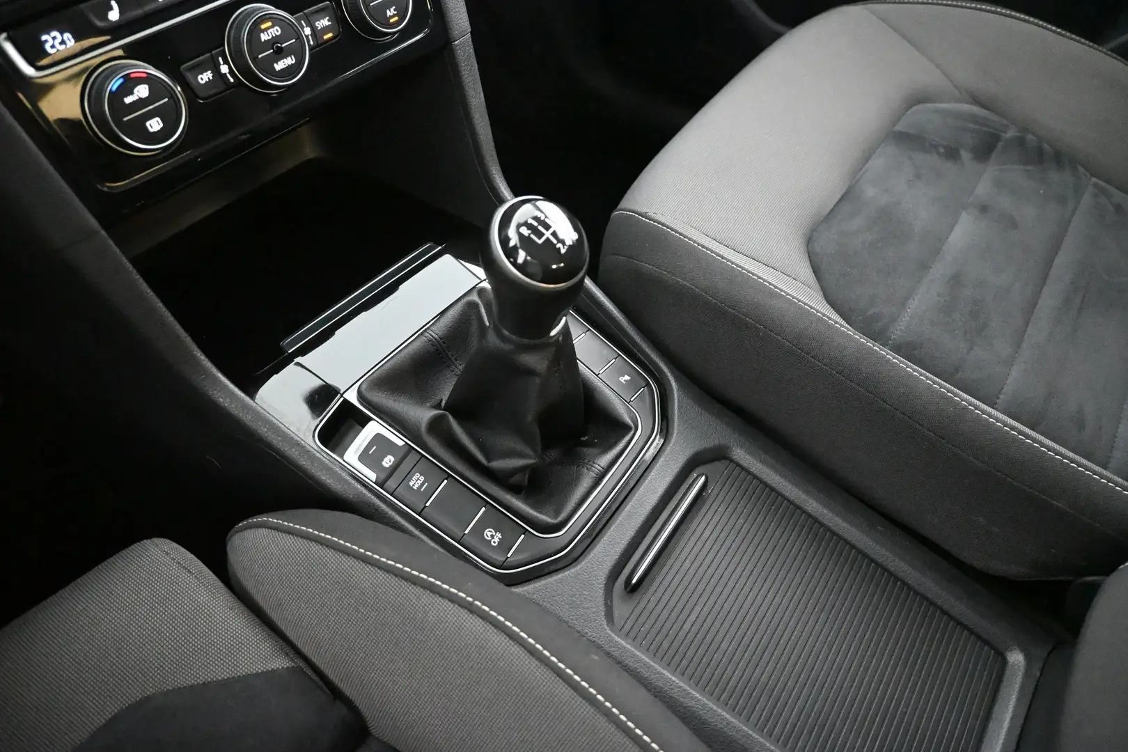 Car Image - 1miDcK5taGMYyB015ce2sX