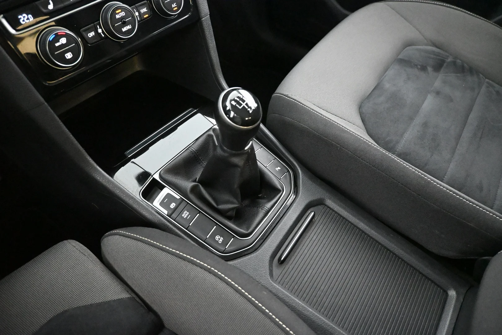 Car Image - 1miDcK5taGMYyB015ce2sX