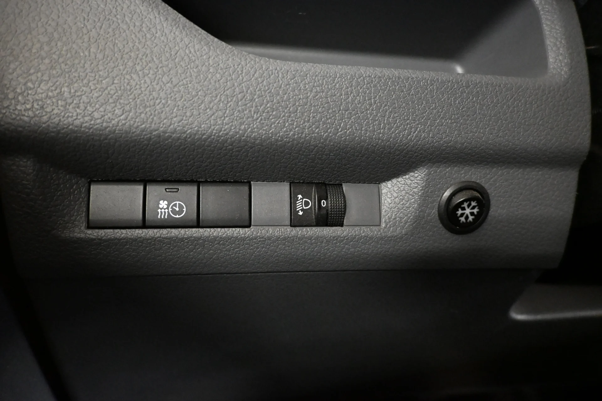 Car Image - 2DFrer68pNGwaO7SaH4HCR