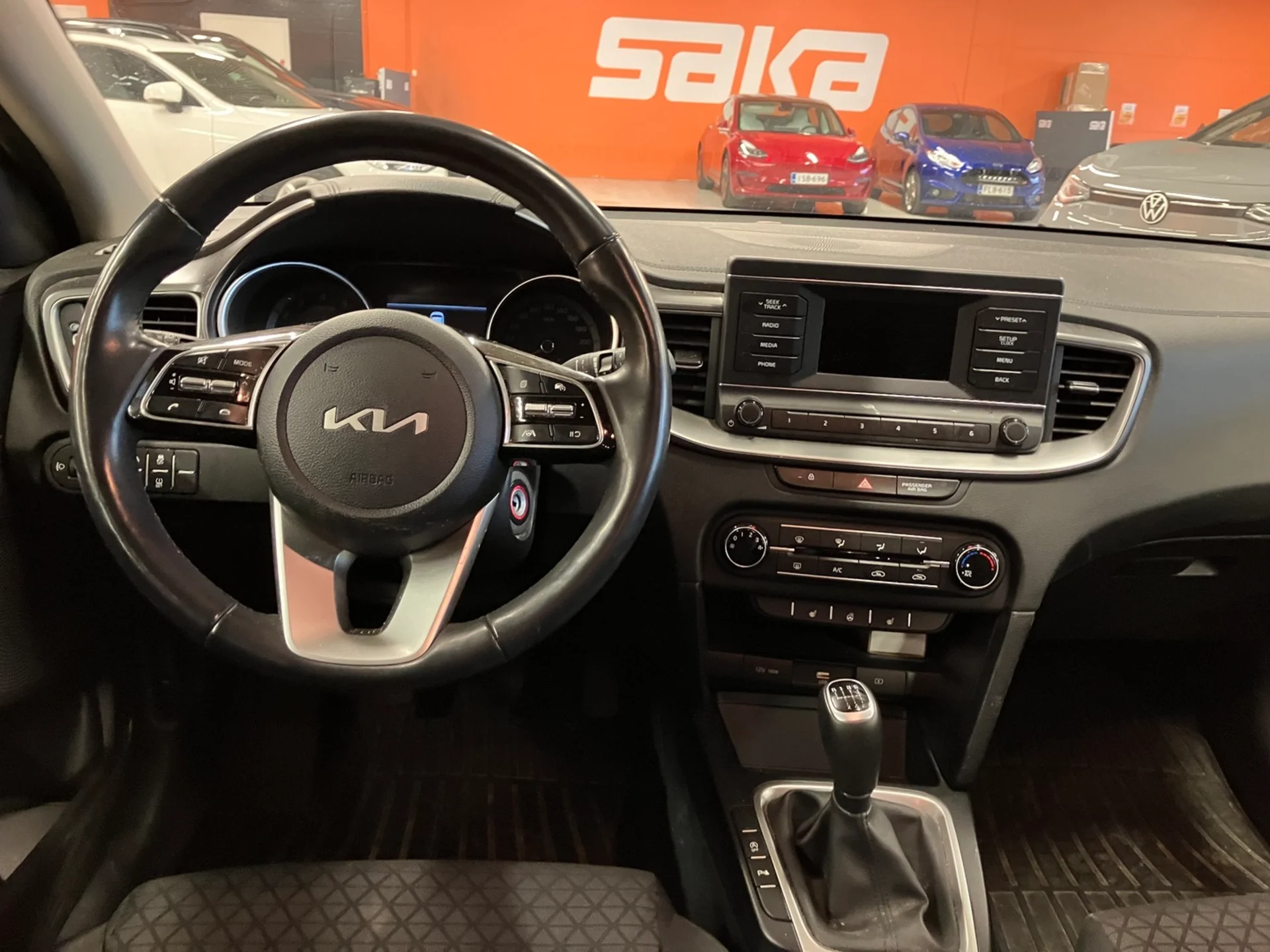 Car Image - 5ar3fMtrG8tlf8KQgIQMk2