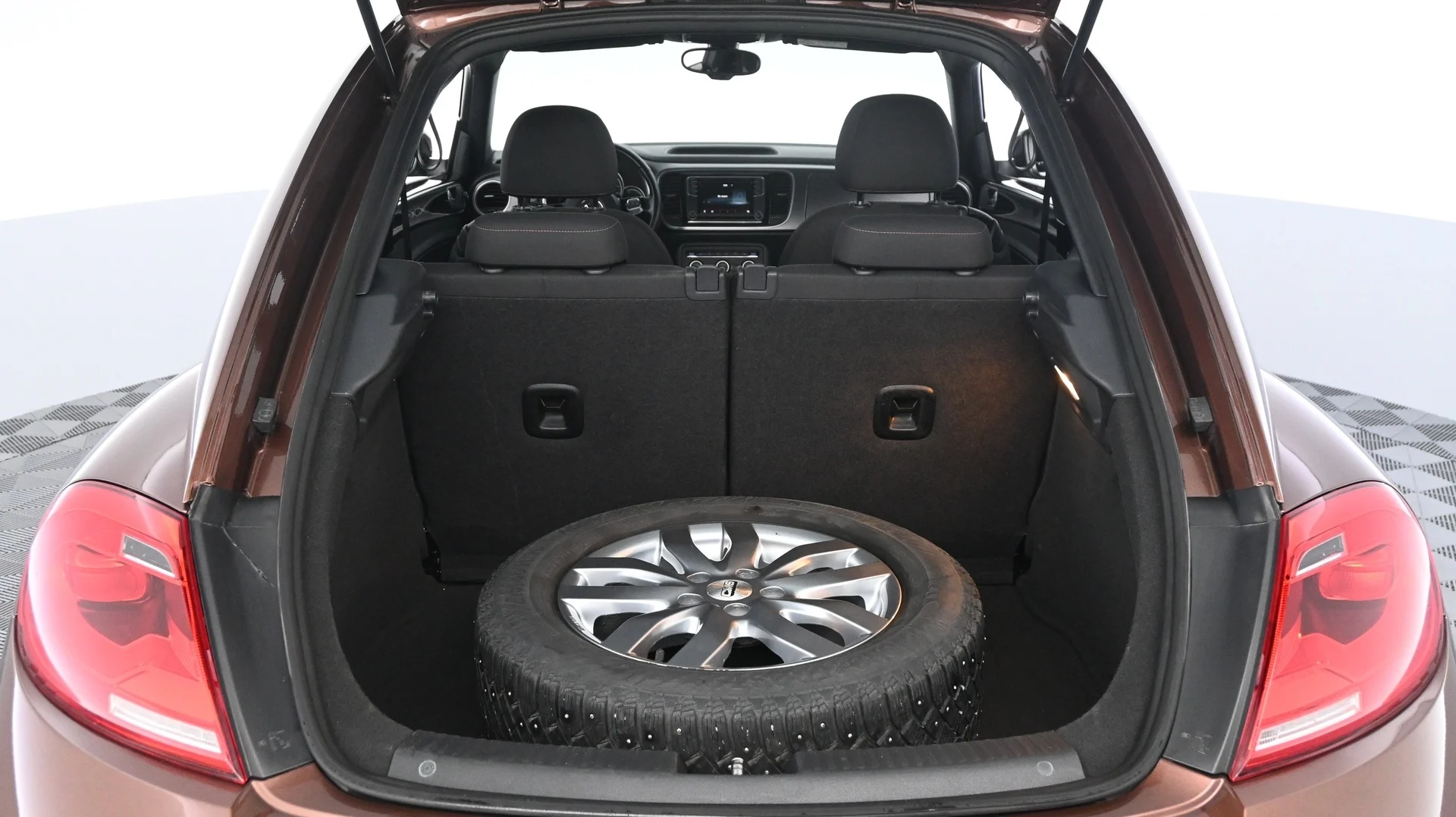 Car Image - 7fKR6ConVgST3CKoo95Ple