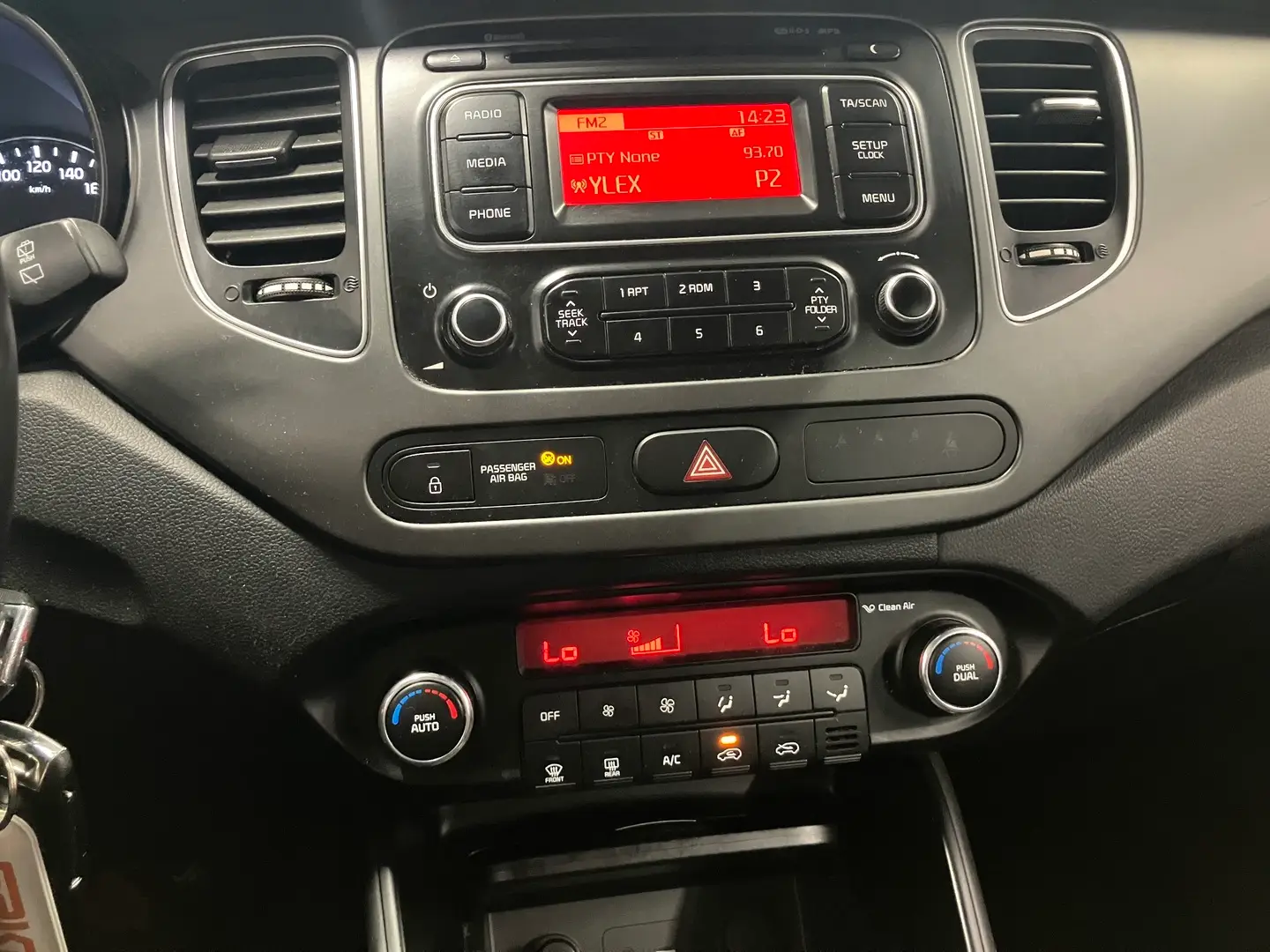Car Image - 2Hrrpdhv0WjVk8kpuqN9t2