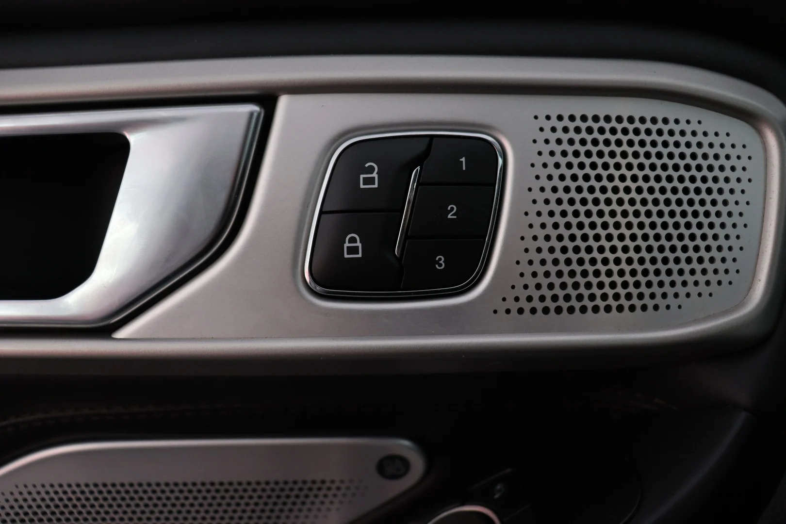 Car Image - 17yrcklsMArB50WLDaLeZQ