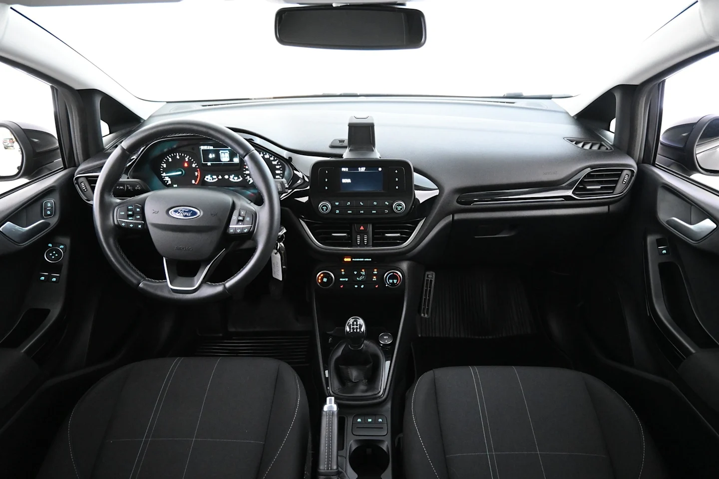 Car Image - 5tbSMKcOFN4g1aBHYGH9yA