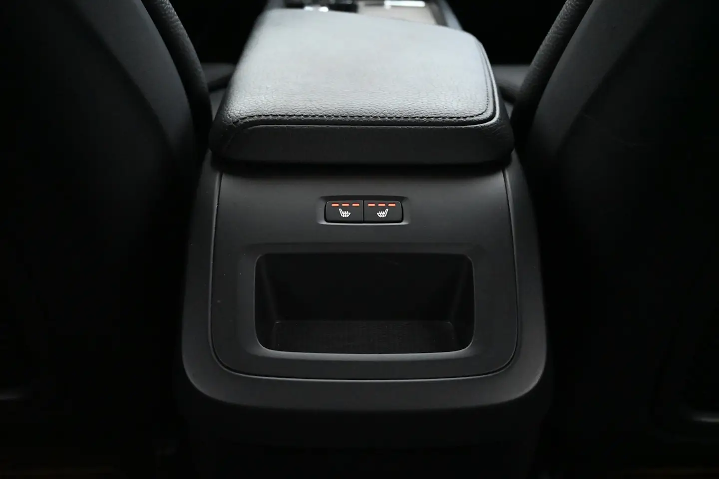 Car Image - m2boAQbSxQxH1pFwrENaH