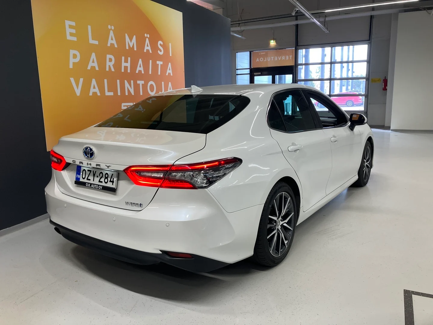 Car Image - 64QBQZC2PjQjqKKHNCLUiE