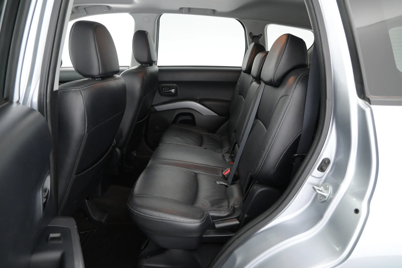 Car Image - 5b9oX0ORRZJziqx1yZTtcB