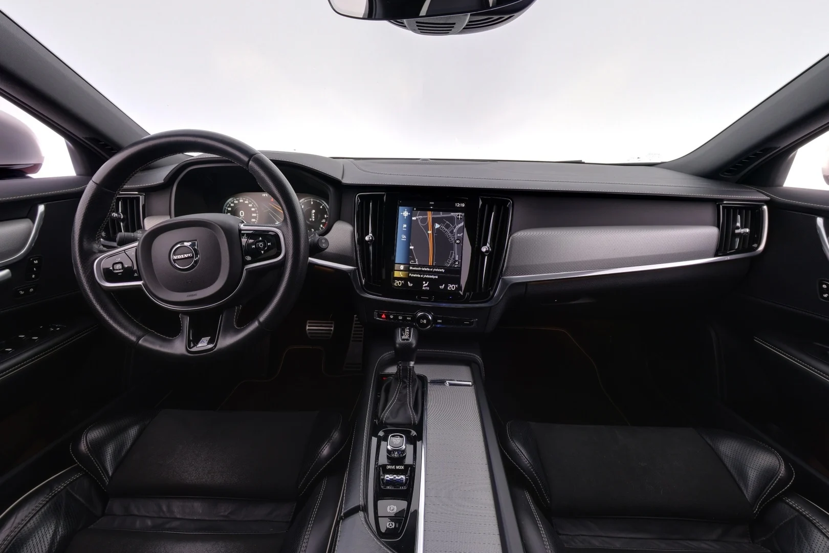 Car Image - 1e9fGs4AKUMRy7C7q8y4tz