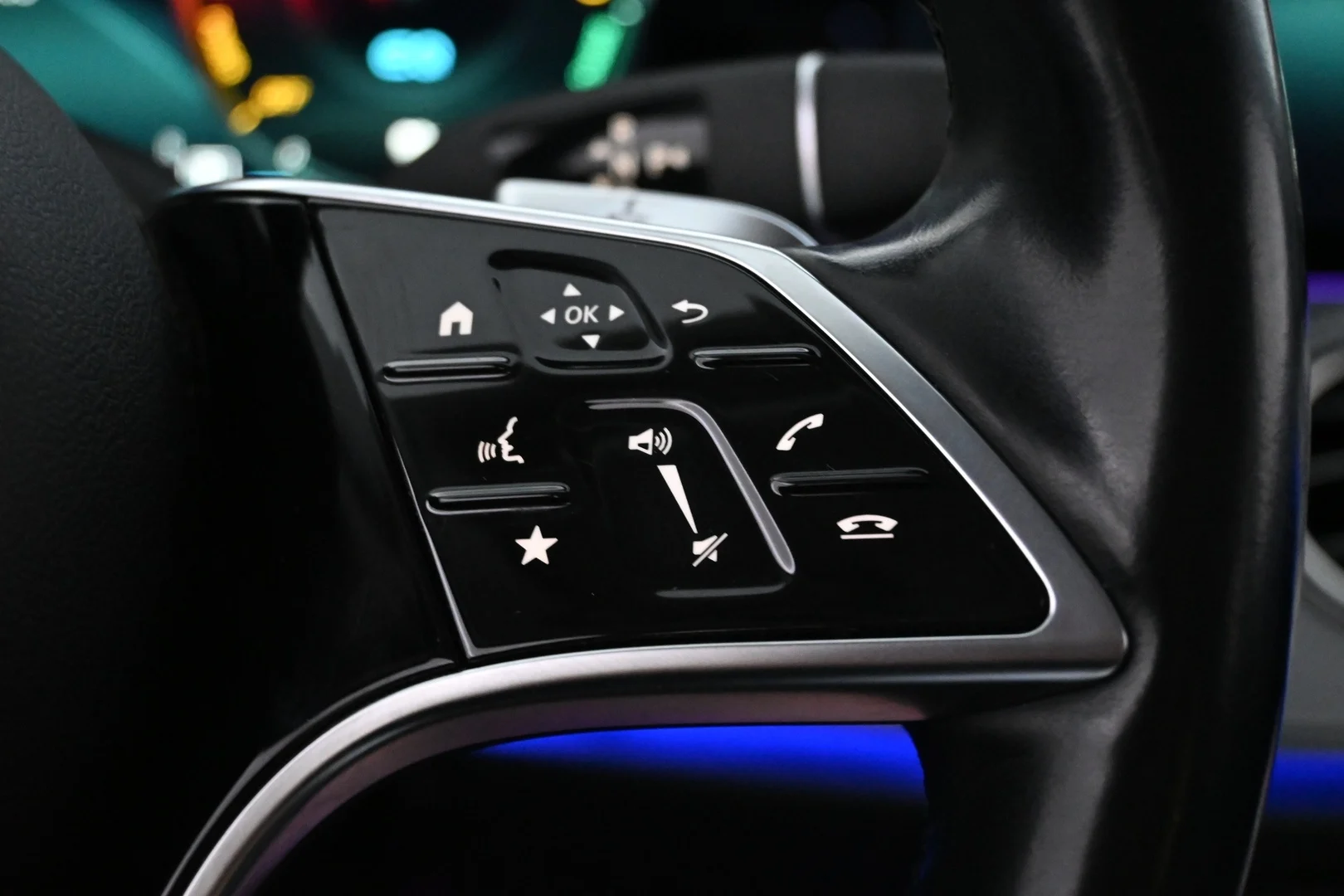 Car Image - 1VmwuwBLUvAt5dzi5gdI3w