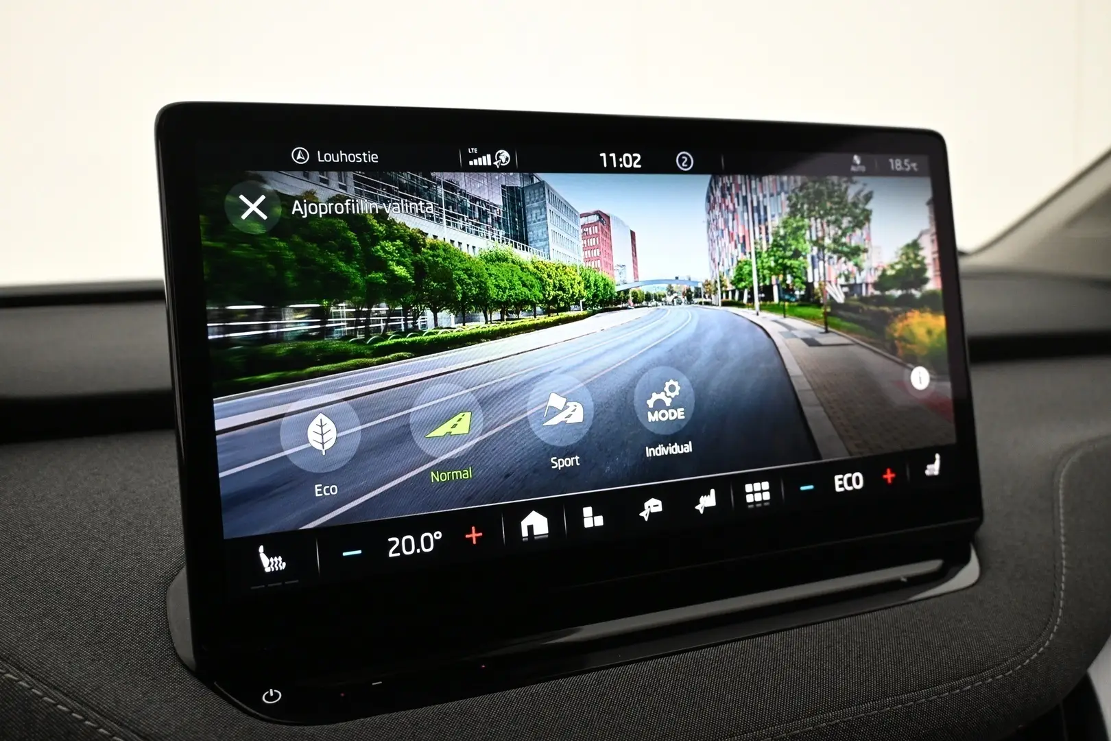 Car Image - 3zJtbbIPKFpcsk8P32NbRv