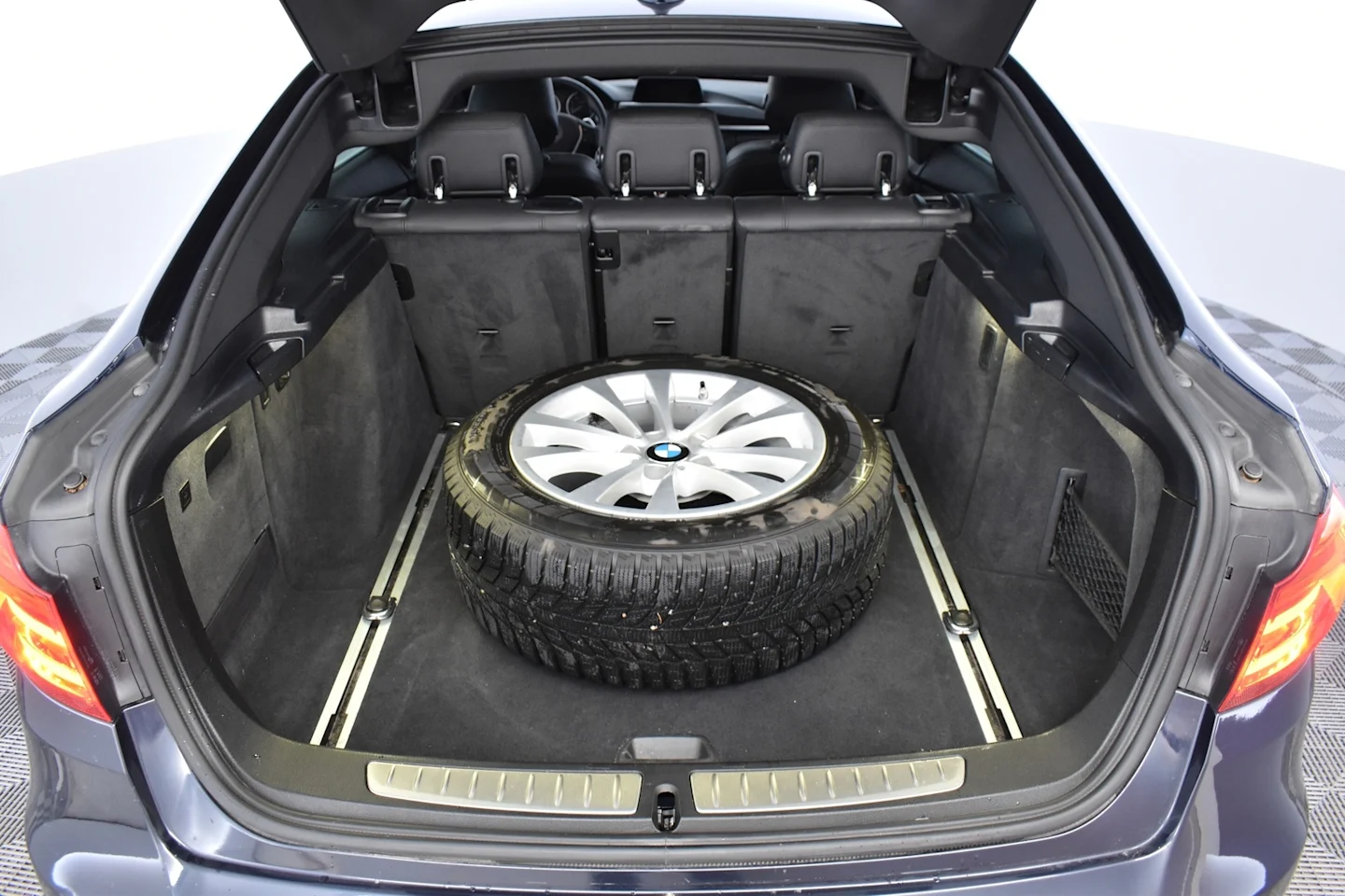 Car Image - 7fd0FOF0tCJXRvqbvI5a92
