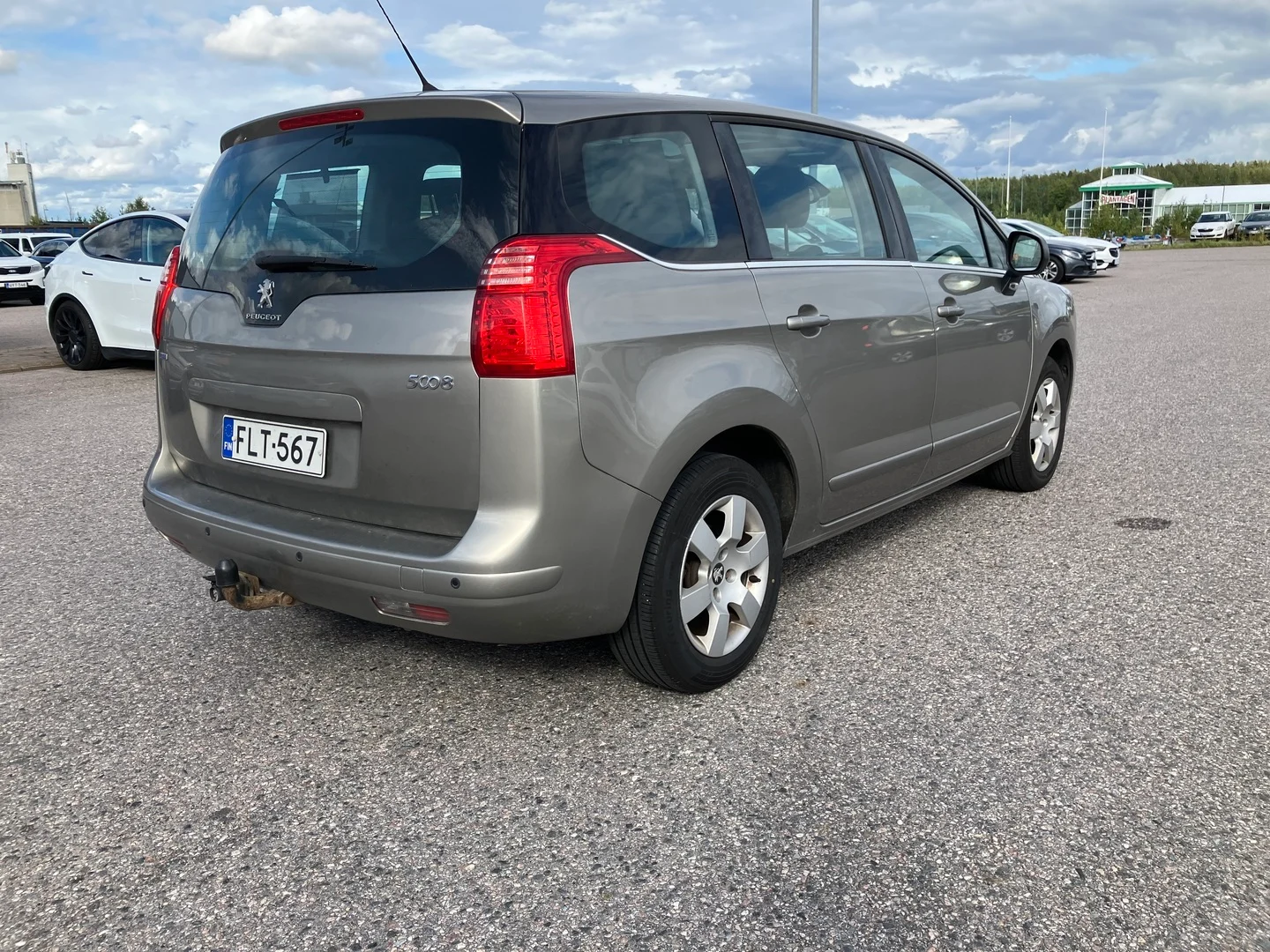 Car Image - 5khnkU3HSkX2Bd6o9UazpD