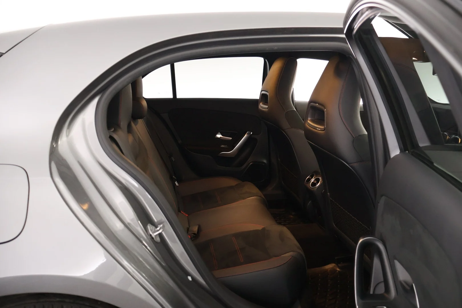 Car Image - 61SkymPmBvwSH0E4nBixhU