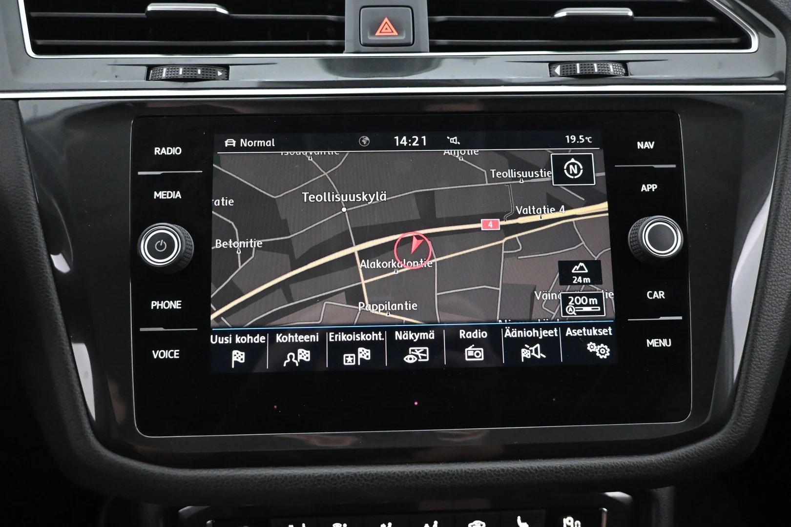 Car Image - 6JkW5QO1r1XLVfQ7uUbVT9