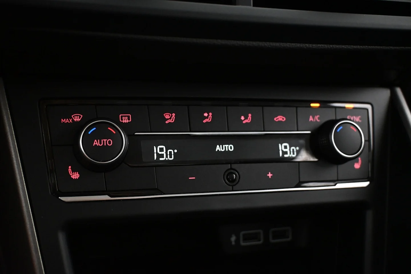 Car Image - 5LG4nS386cEfgvbYPtTG3j