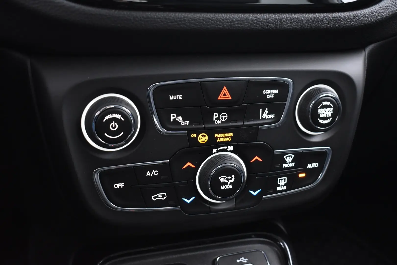 Car Image - 7kS6aF3LT4RlimUHk90vuY