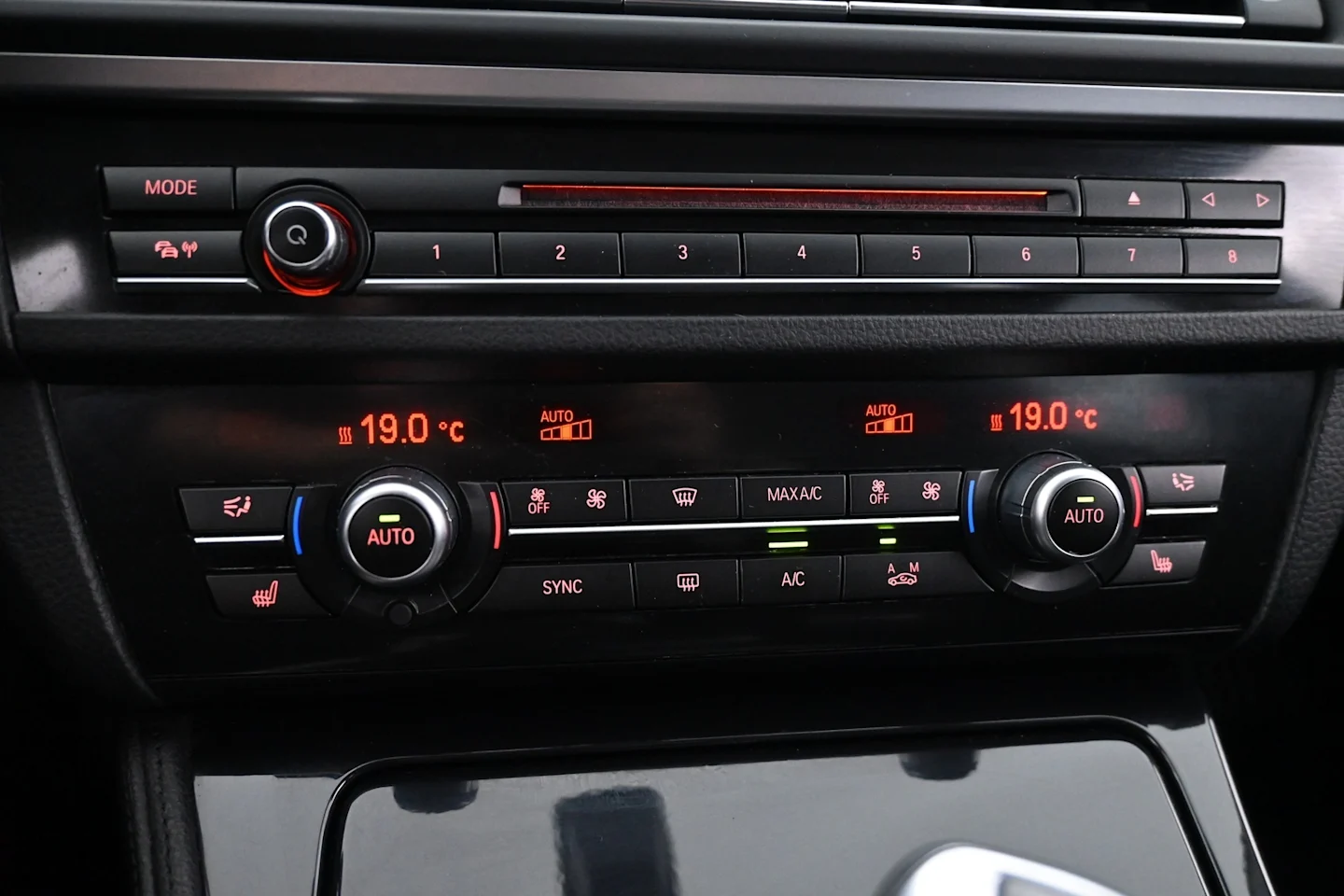 Car Image - 35jeoo7AAId1uAR5CxVaQ2