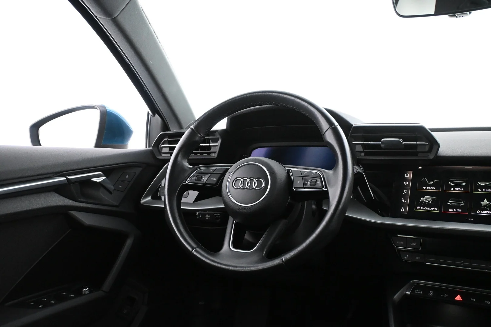 Car Image - aEcOjX6fQ49Q0fP59Jllm