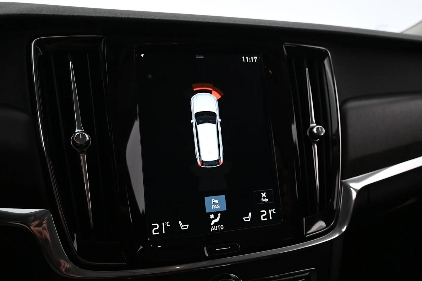 Car Image - XA5lzimtBwIVHtWOGxpCo
