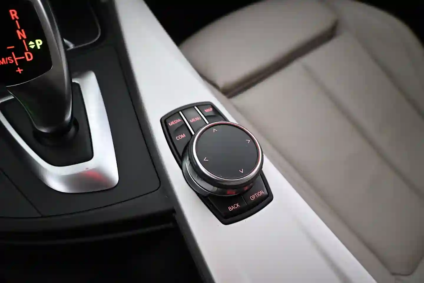Car Image - 6Ugi4C9lAE0RQVJORymRhB
