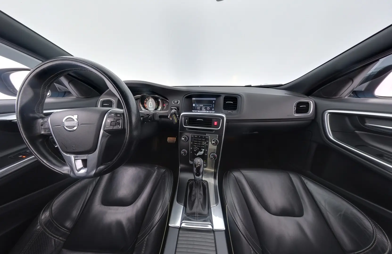 Car Image - 1FXBA6komp0abiQGJRGC3i