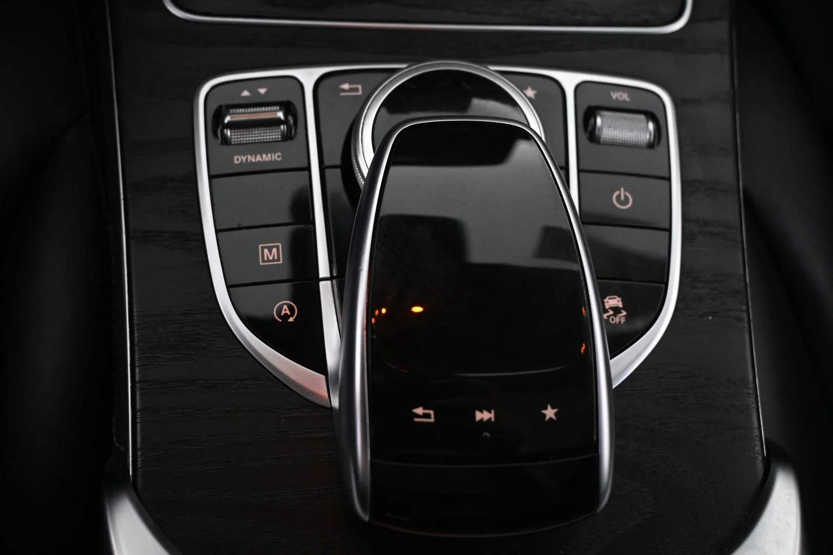 Car Image - 7kttp9wCSXcQMpxbX6CGhC
