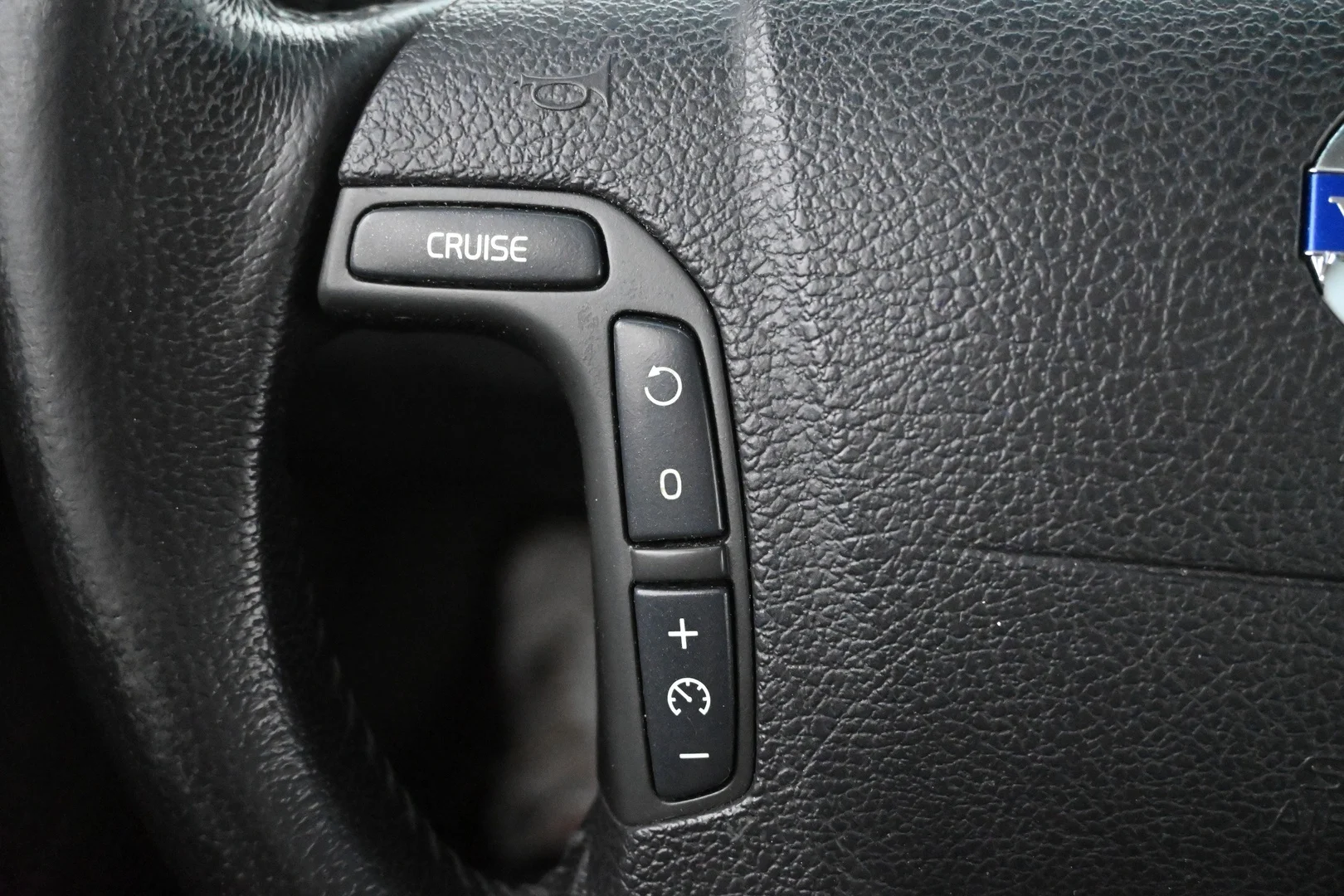 Car Image - 7lRYGqrPytDUWp4mfd7GGn