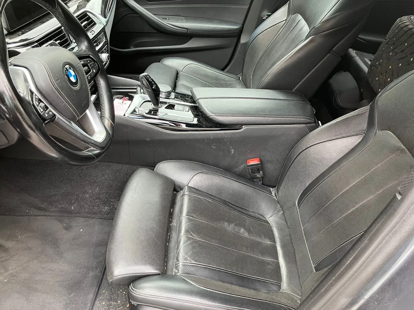 Car Image - 5WEOwmL70p1scfyYi0z5SA