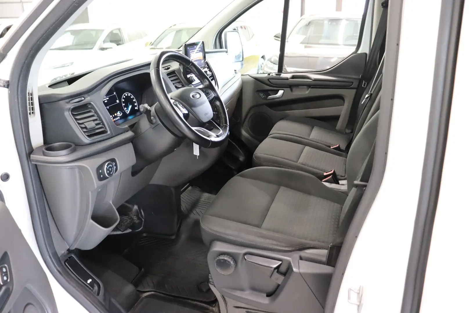 Car Image - 5P5tDsxSnjLXmmbScIv4Lg