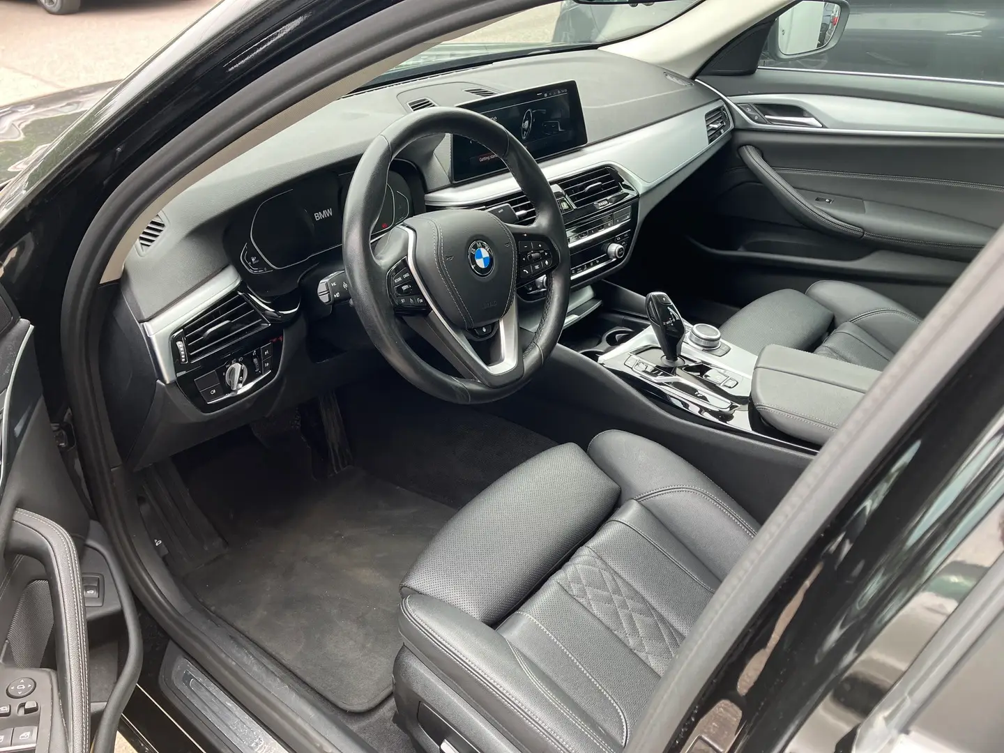 Car Image - 2gslaANqB9AOjdmAmmMjnj