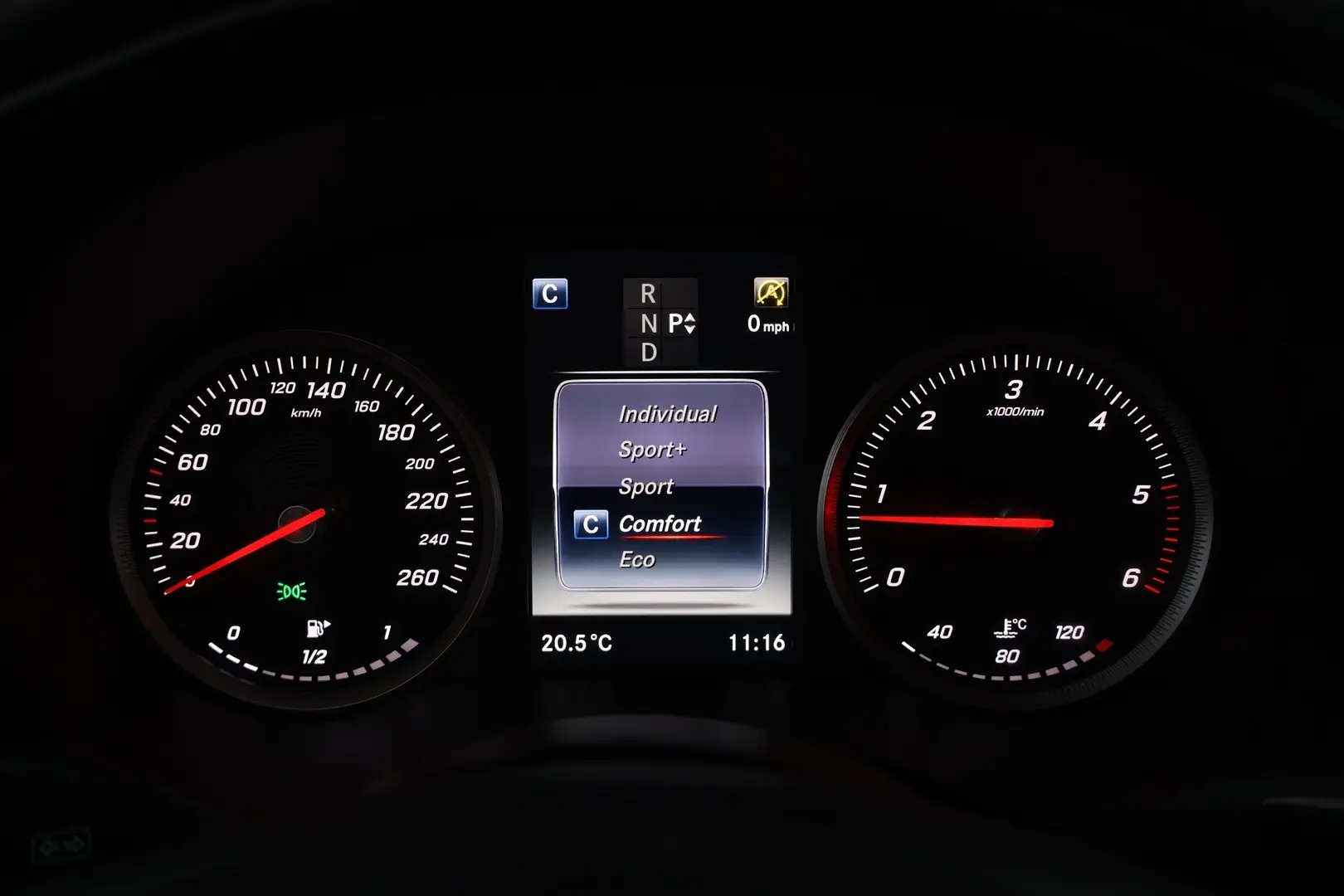 Car Image - 5VS7fayk0LD7kBu2bdYdv8