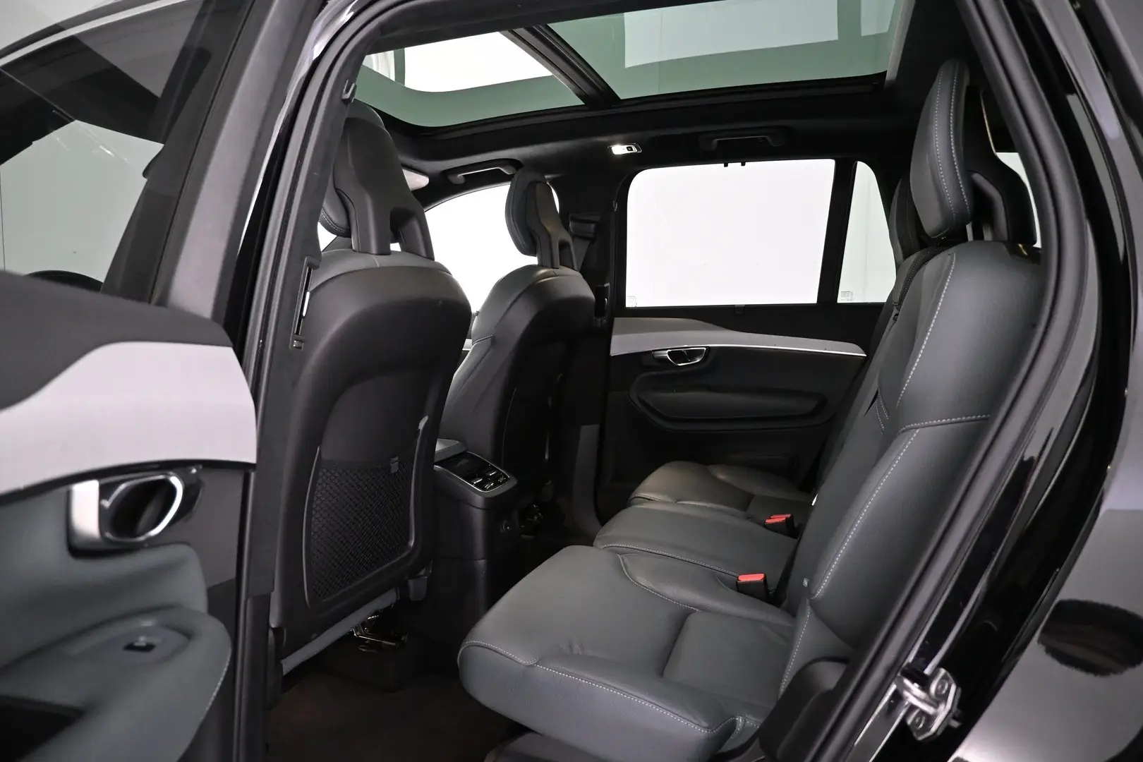 Car Image - 1QxwCYlWucRO8fRbMFIms9