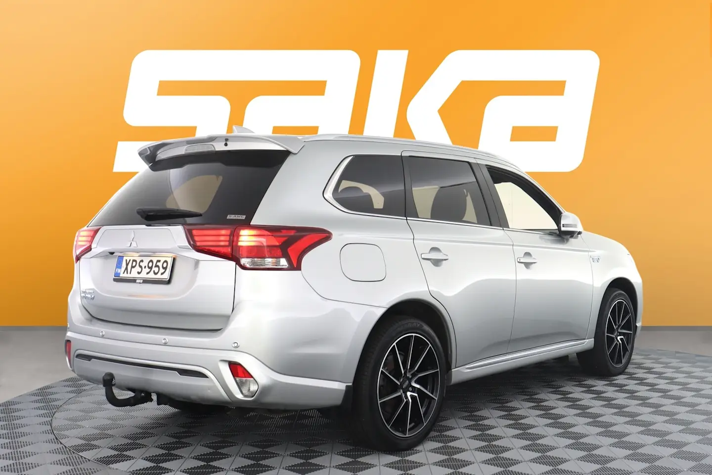 Car Image - 2TA5R7STDHfC6N9dbr8L6S