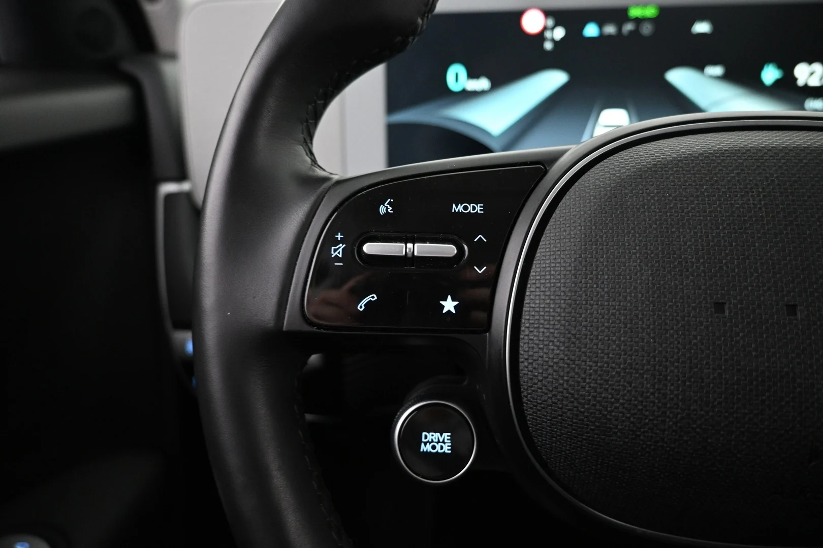 Car Image - Hyq84kSa8xQHEXCa6gbes