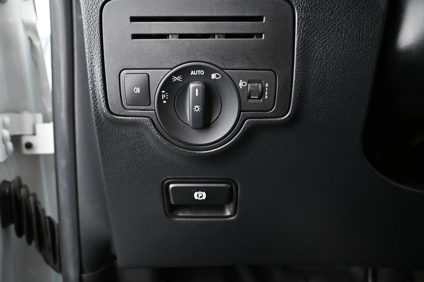 Car Image - 1gd79pA0MFaWSRdAhYy2u7