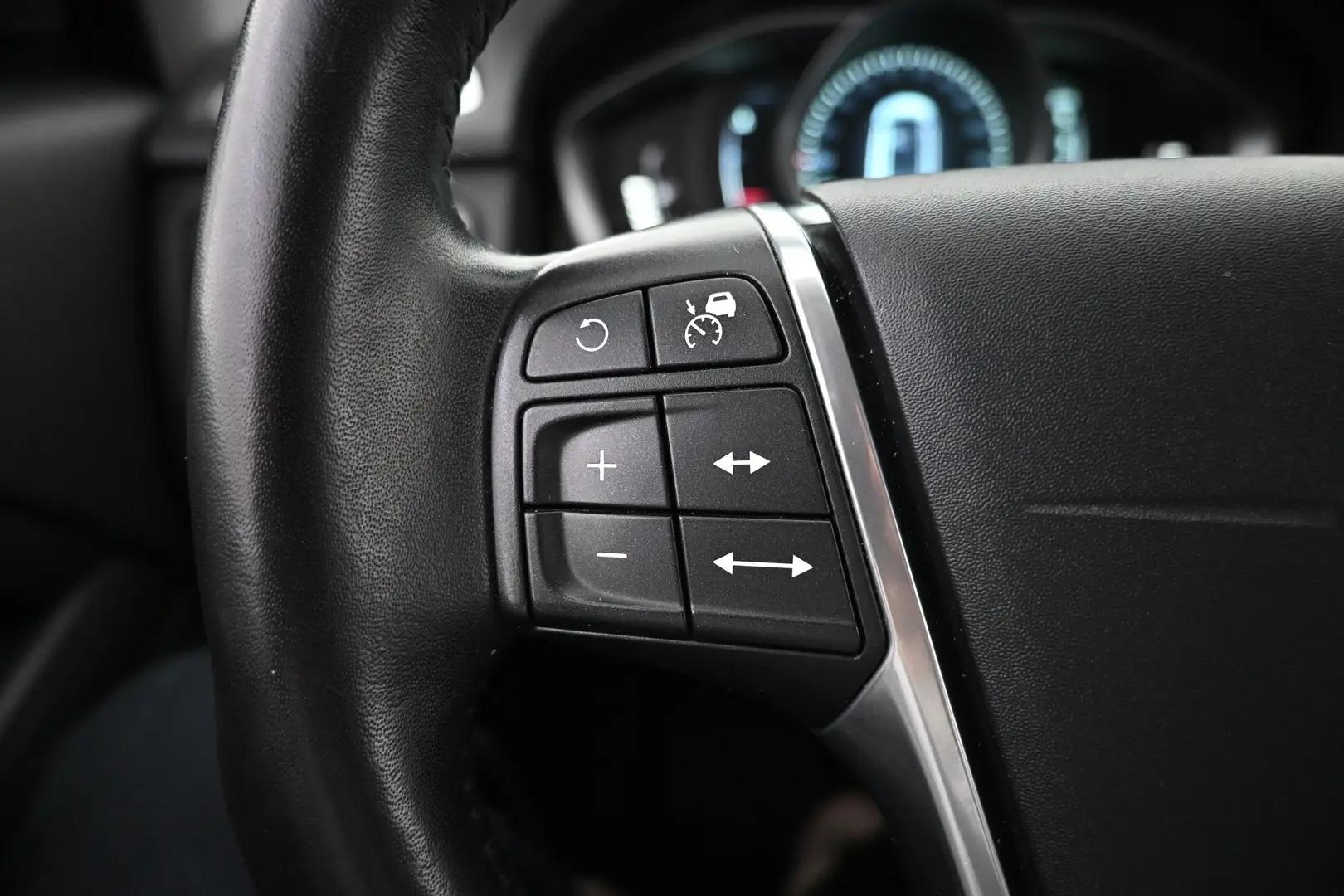 Car Image - 5bc2WDW3cpZLkkHse0tzRF