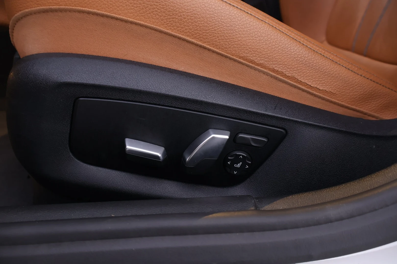 Car Image - 6zuizf5dqz6Gc7m2Jx0LP4