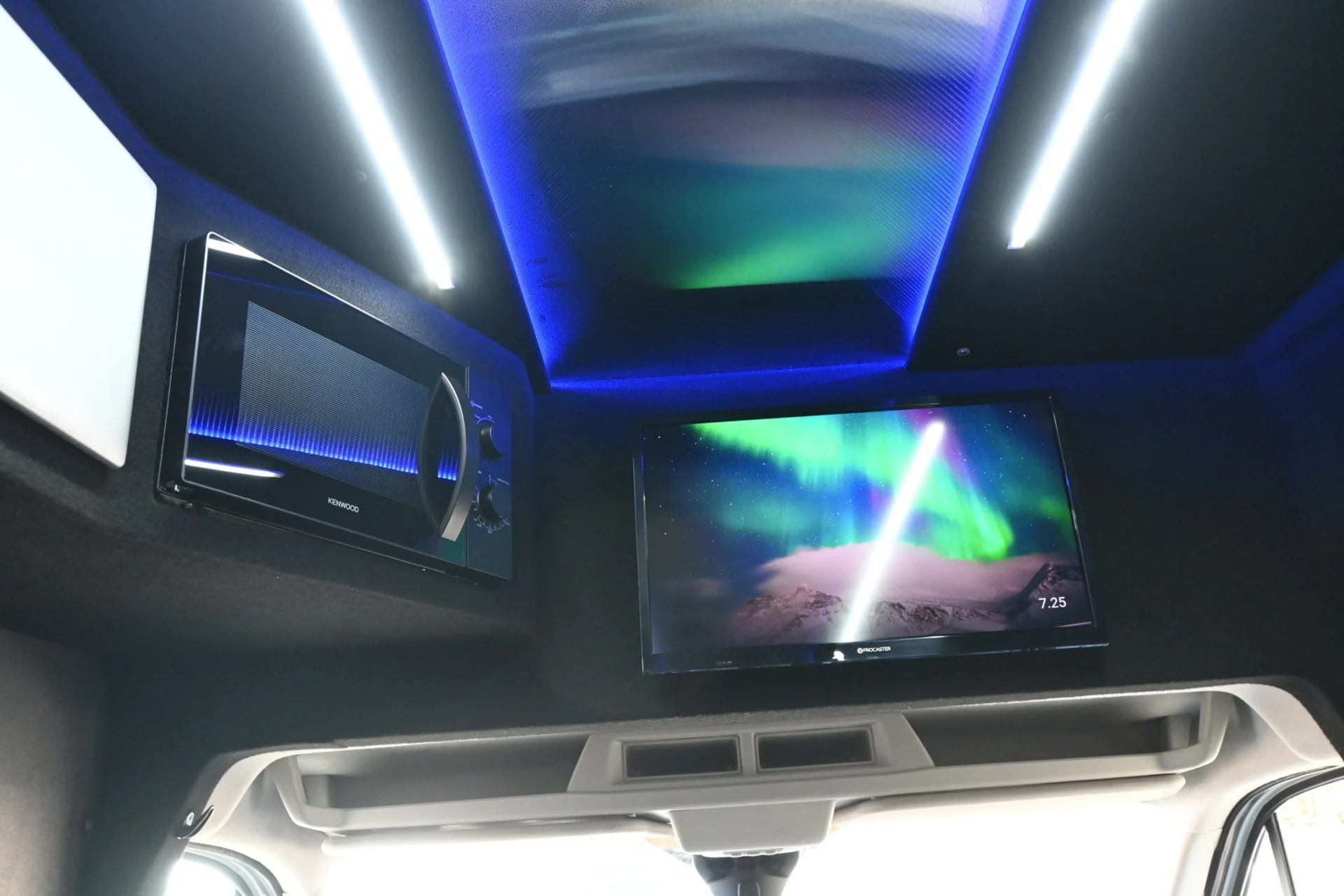 Car Image - 71YmdMi81vc3R54V2usQS