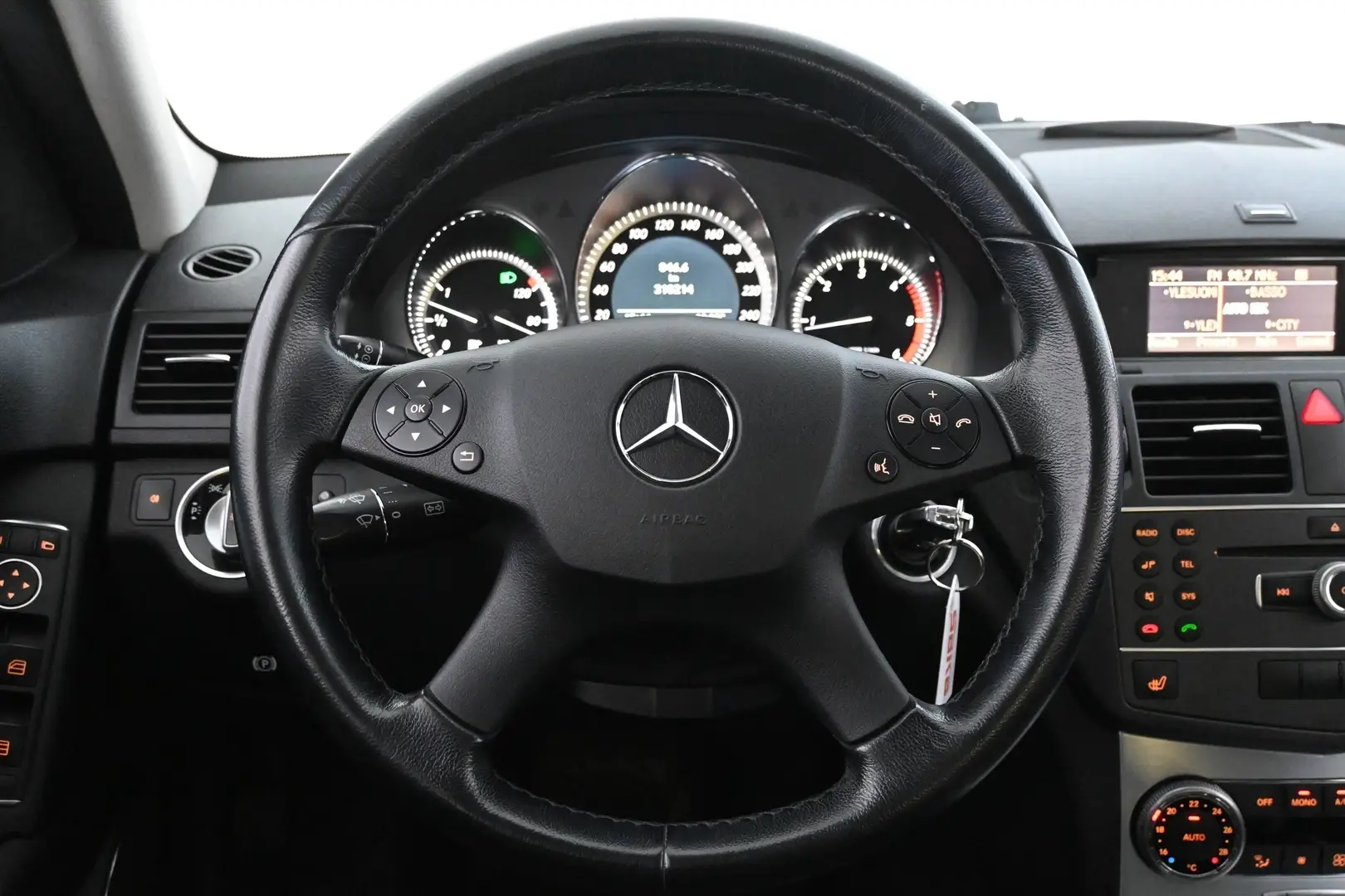 Car Image - 66lXySjHhLCjj95MQauA3p