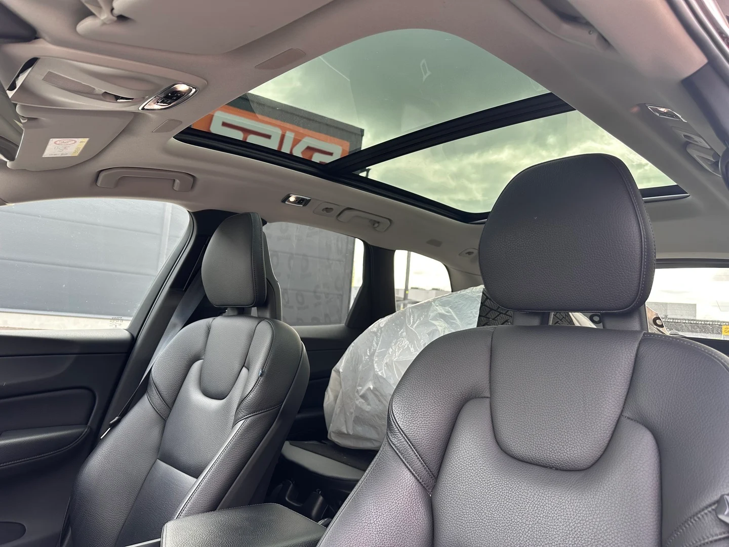 Car Image - 5WbLQy37gCVLSXSun6cLIc