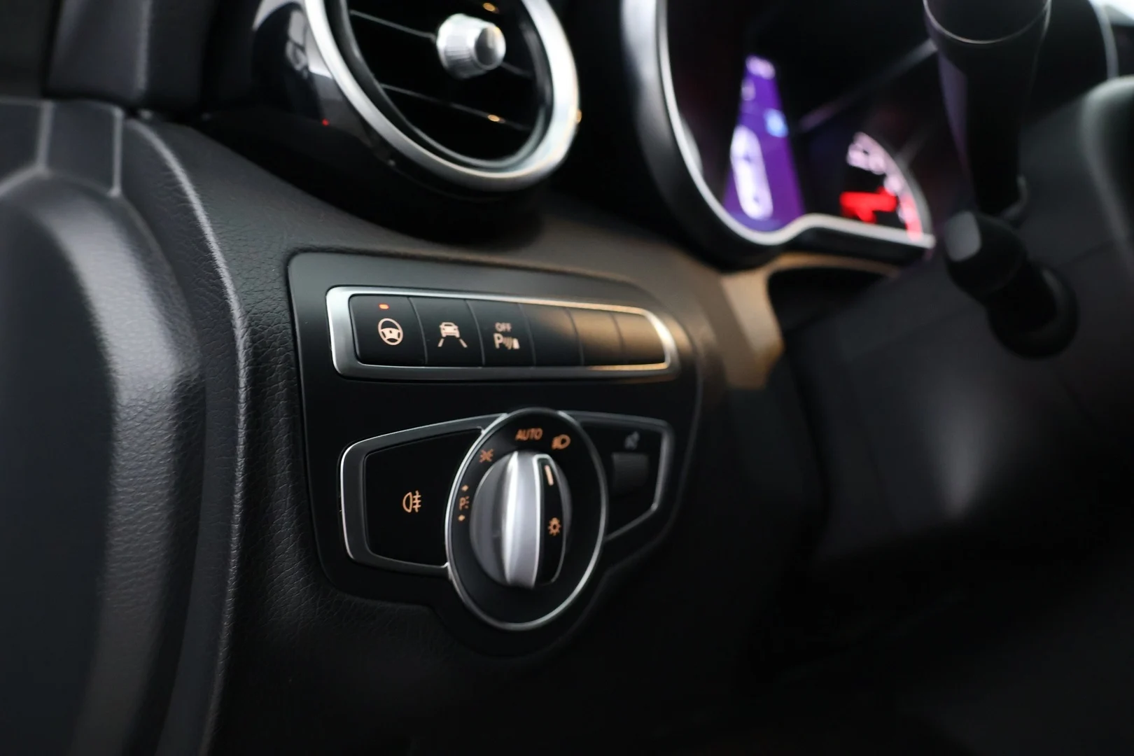 Car Image - 6bVdCsnUCrkZe1qKnR0V1h
