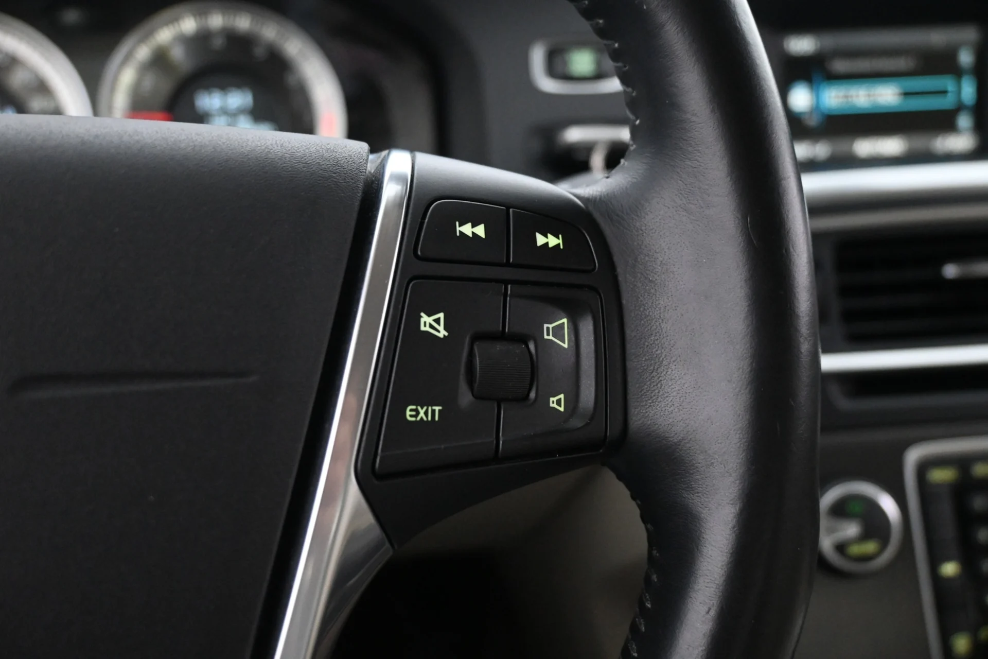 Car Image - 4P1YR2oUCeiIVDSBqENNZG