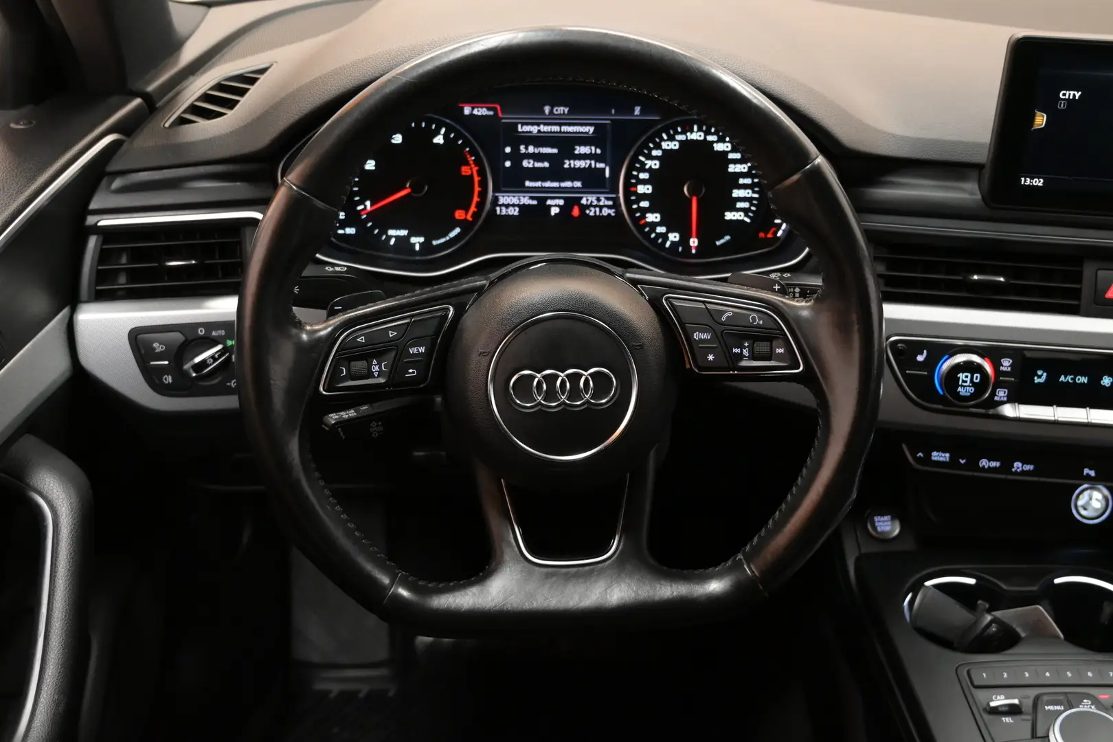 Car Image - 3j81tjdxDTGsrvVX7UQhil