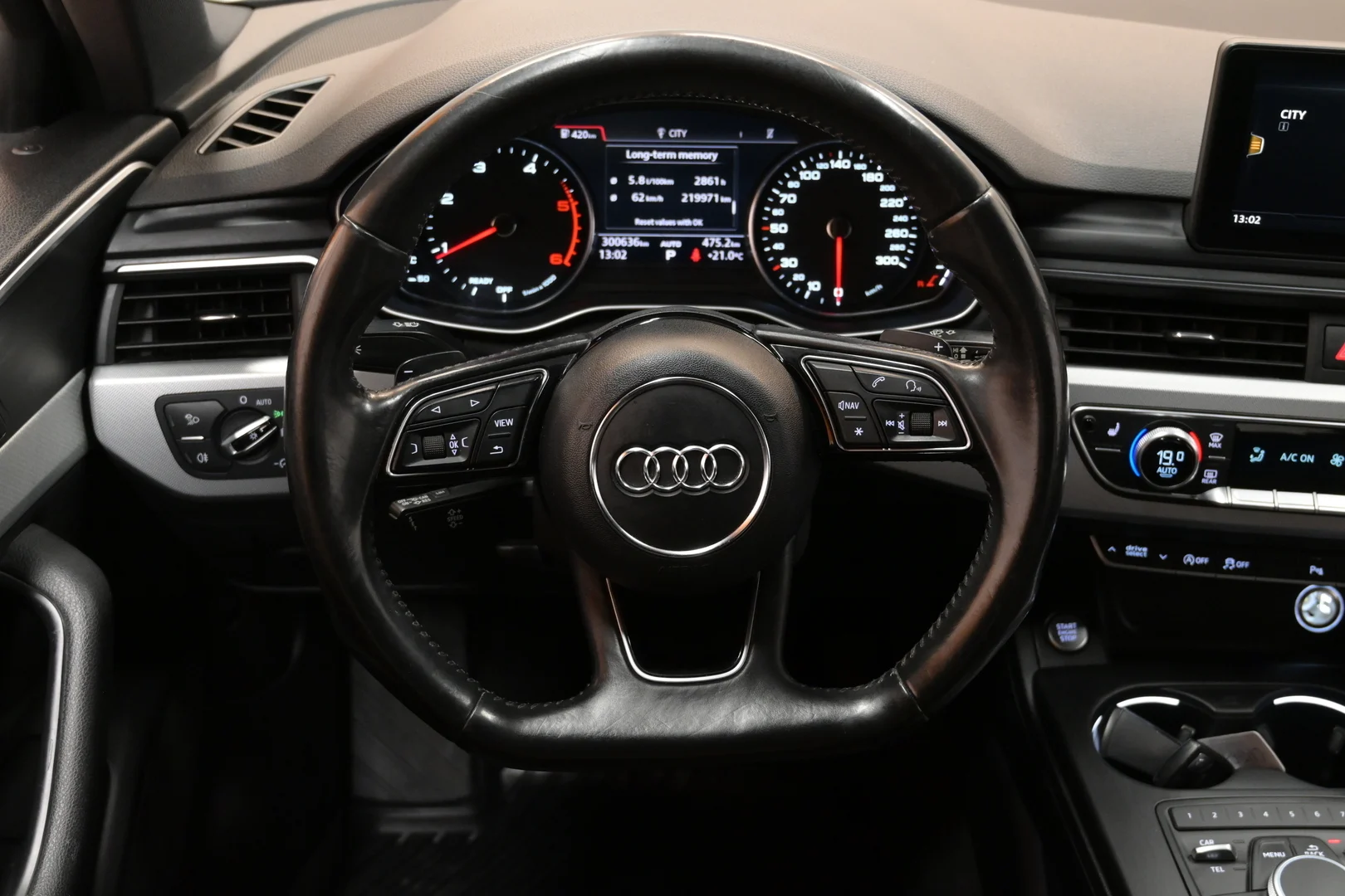 Car Image - 3j81tjdxDTGsrvVX7UQhil