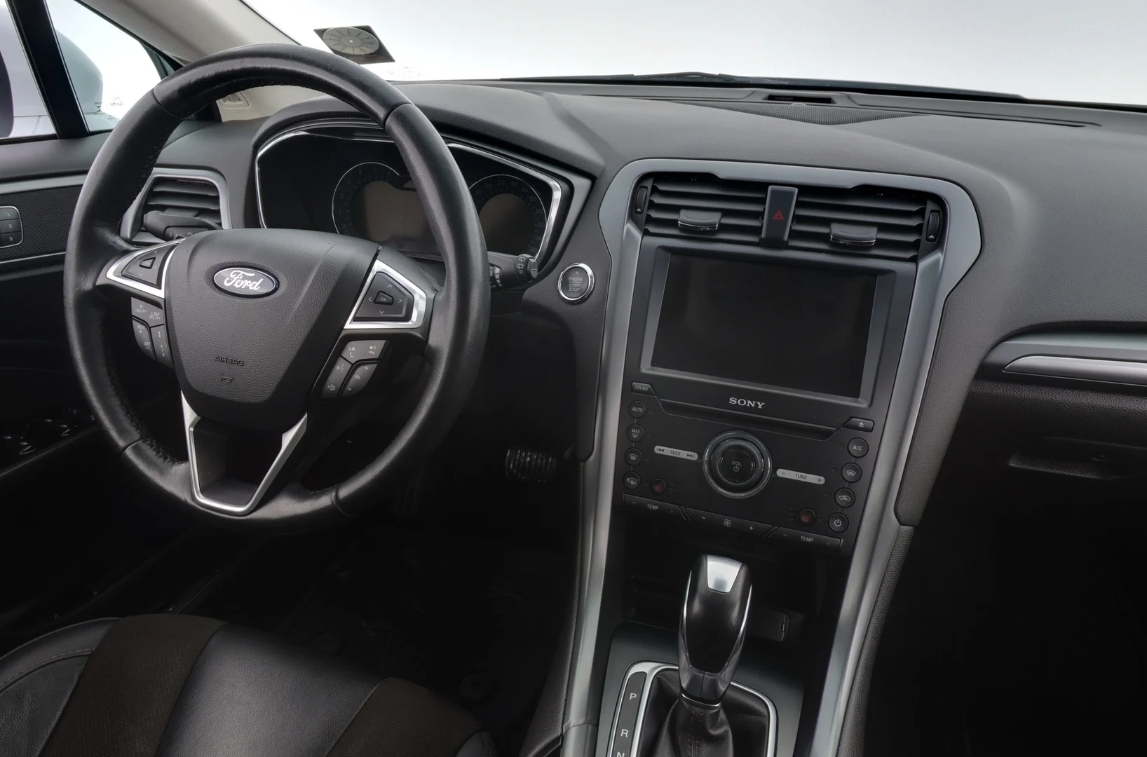 Car Image - 5G723KLFhYW5ch2g9BLFhE