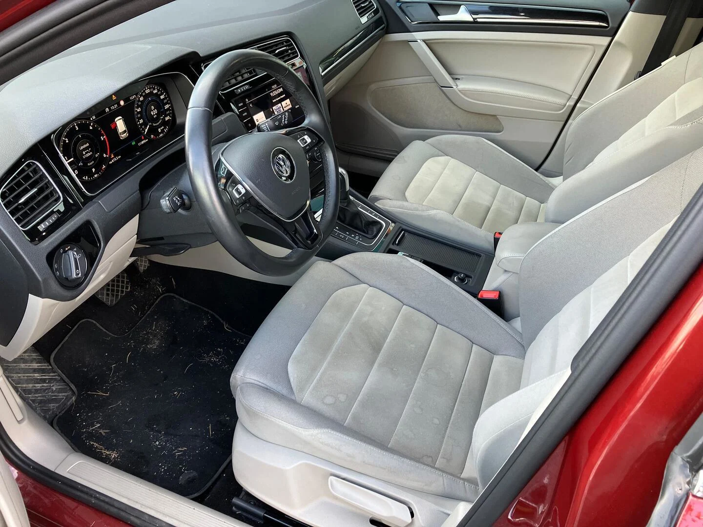 Car Image - 6EAVNxtfGUWnMxMAMytNr7