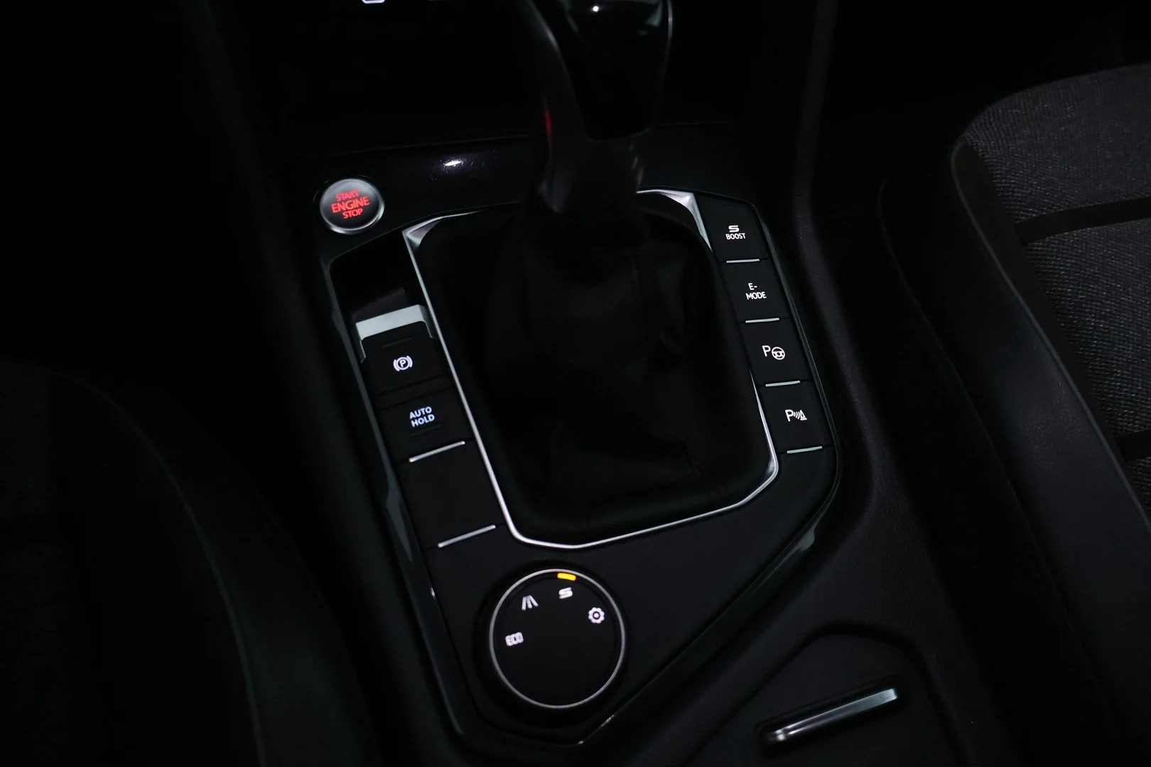 Car Image - 77KrzsmlvfeayfRYEfRrs0