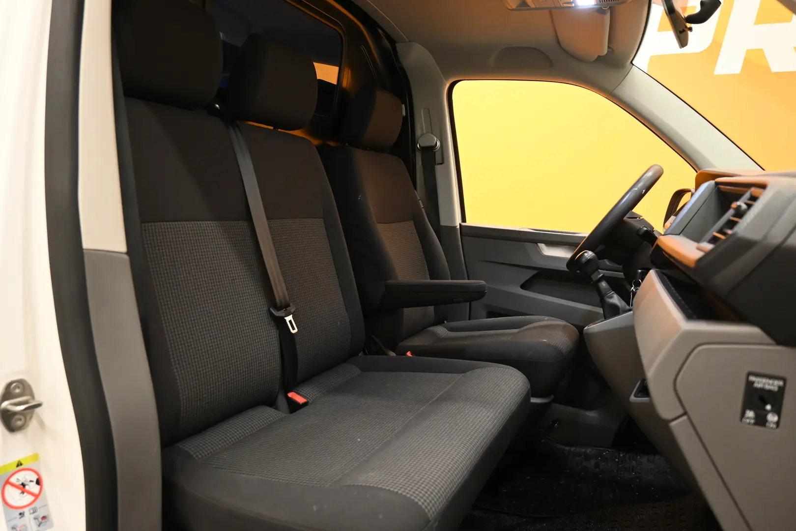 Car Image - 7rH6qXUgBX1ot3dBGddelZ