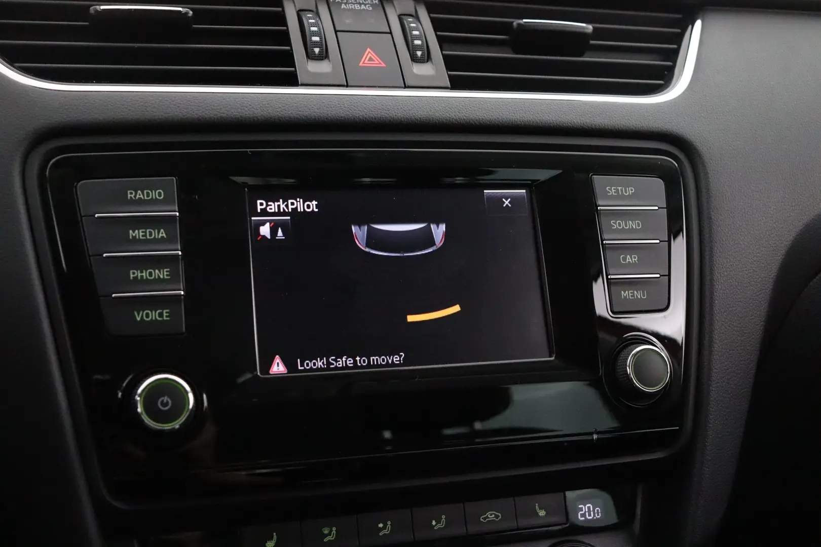 Car Image - 53k33LL8cOtQJHkxFOGRWv